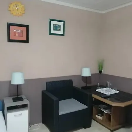 Apartment Oenallo Apartmanhaz Aranyparton